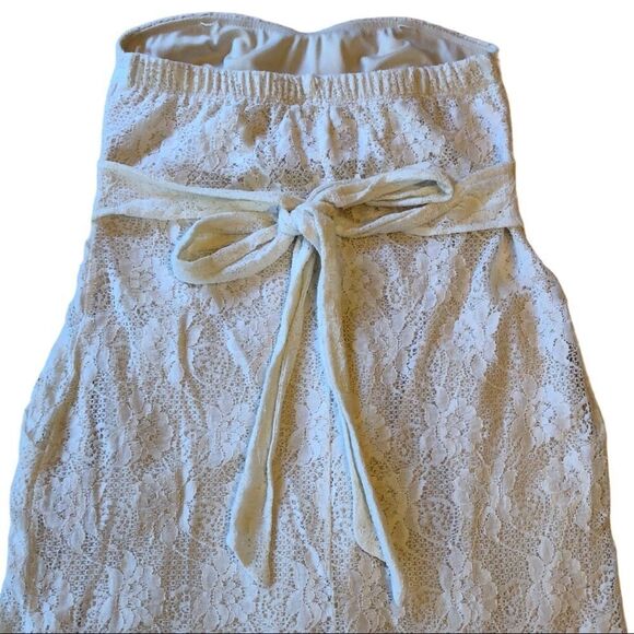 Kismet Strapless Mini Dress EUC - Picture 3 of 11